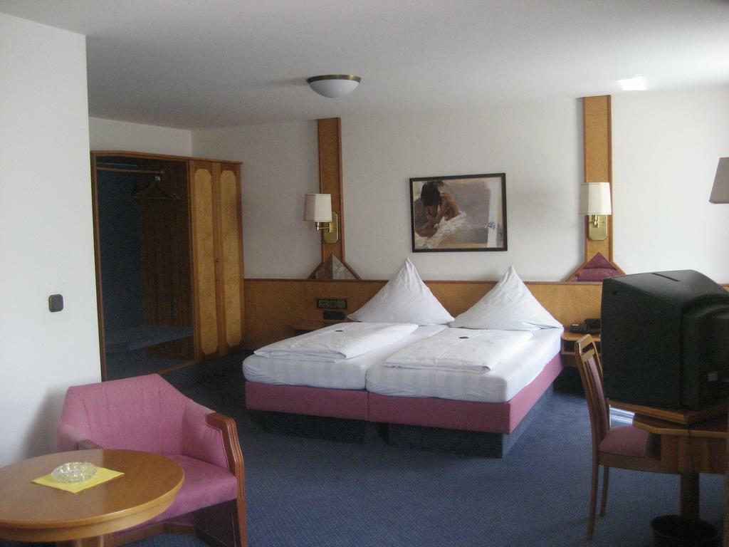 Hotel Landgasthof Hofmeier Hetzenhausen Exterior foto